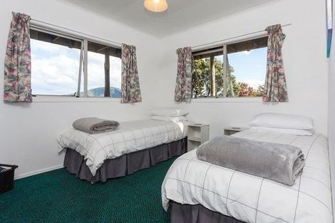 Photo of property in 240 Paku Drive, Tairua, 3508