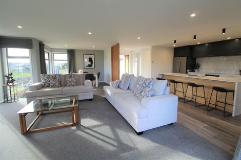 Photo of property in 12 Grosvenor Grange, Gleniti, Timaru, 7910