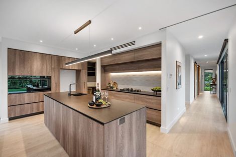 Photo of property in 9 Ridgelea Road, Long Bay, 0792