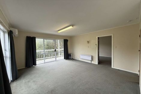 Photo of property in 15a Rakeiora Grove, Korokoro, Lower Hutt, 5012