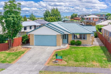 Photo of property in 8a Lloyd Drive, Nawton, Hamilton, 3200