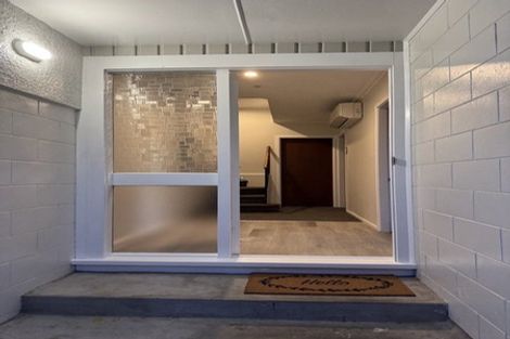 Photo of property in 320a Avonhead Road, Avonhead, Christchurch, 8042