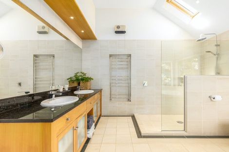 Photo of property in 283 Ngarara Road, Waikanae, 5391