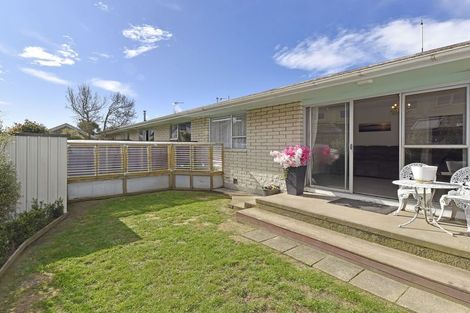 Photo of property in 1/9a Avonhead Road, Avonhead, Christchurch, 8042