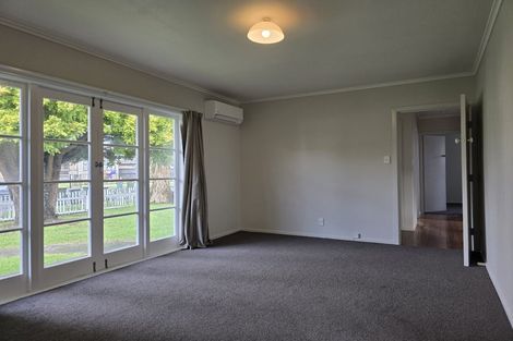 Photo of property in 10 Clark Street, Manurewa, Auckland, 2102