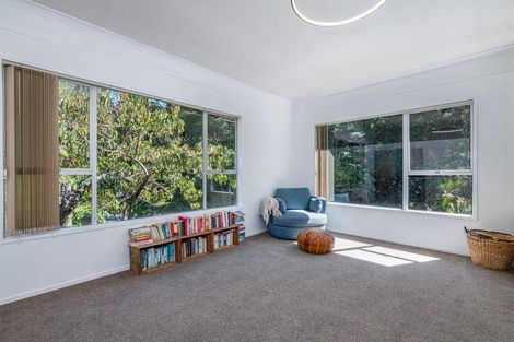 Photo of property in 318 Huia Road, Titirangi, Auckland, 0604