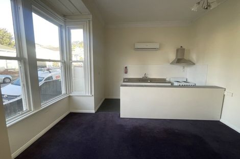 Photo of property in 20 Roxburgh Street, Mount Victoria, Wellington, 6011