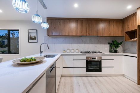 Photo of property in 19d Hastings Road, Mairangi Bay, Auckland, 0630