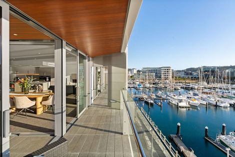 Photo of property in Clyde Quay Wharf, 3b/2 Clyde Quay Wharf, Te Aro, Wellington, 6011