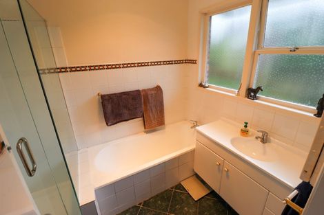 Photo of property in 3 Hepper Street, New Lynn, Auckland, 0600