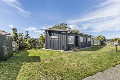 Photo of property in 4 Doncaster Terrace, Ascot Park, Porirua, 5024