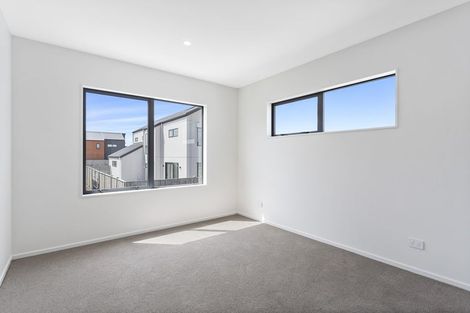 Photo of property in 45 Parkmore Drive, Rosehill, 2113