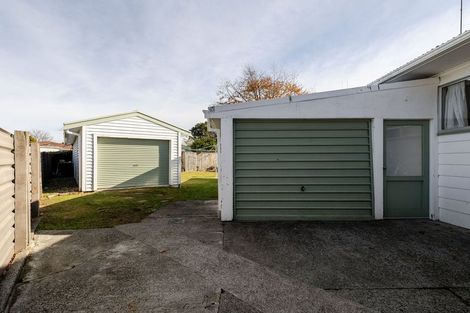 Photo of property in 107 Ruamahanga Crescent, Terrace End, Palmerston North, 4410