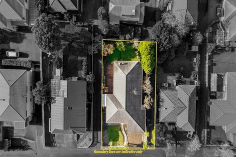 Photo of property in 40 Pigeon Mountain Road, Half Moon Bay, Auckland, 2012