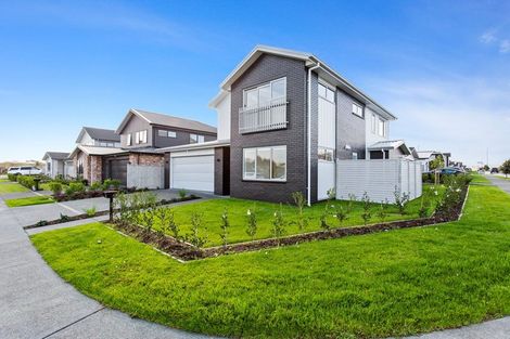 Photo of property in 32 Te Mura Crescent, Takanini, 2112