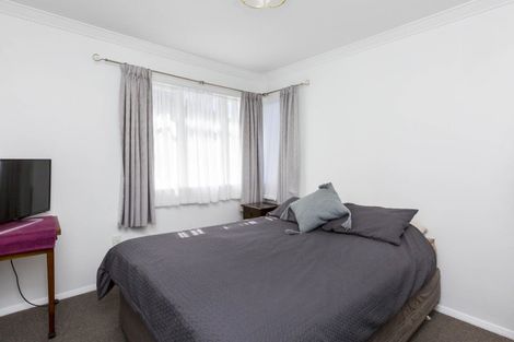 Photo of property in 2 Pokaka Street, Birchville, Upper Hutt, 5018
