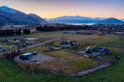 Photo of property in 14 Little Orchard Way, Wanaka, 9382