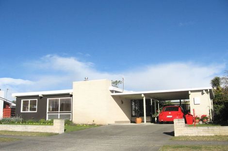 Photo of property in 11 Ngarimu Crescent, Taradale, Napier, 4112