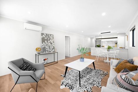 Photo of property in 15 Waruhia Crescent, Rototuna North, 3281