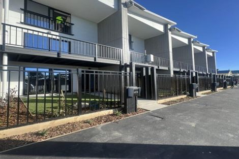 Photo of property in 231u3 Marine Parade, Seatoun, Wellington, 6022