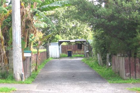 Photo of property in 103 Bruce Mclaren Road, Henderson, Auckland, 0612