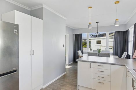 Photo of property in 2 Weld Street, Levin, 5510