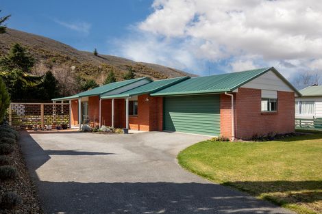 Photo of property in 90 Shields Street, Clyde, 9330