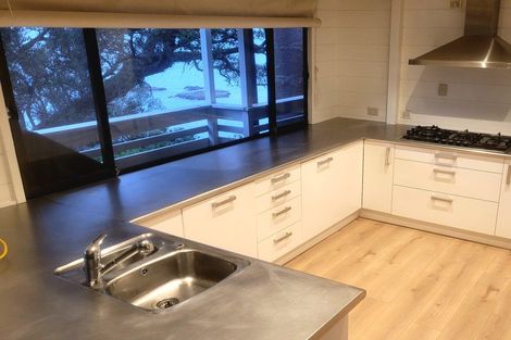 Photo of property in 34 Harbour View Road, Leigh, 0985