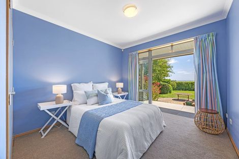 Photo of property in 3 Watlings Place, Kennedys Bush, Christchurch, 8025