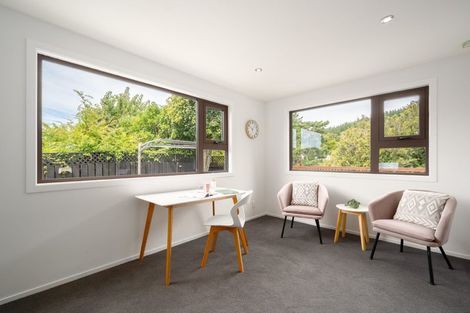 Photo of property in 28 Greyfriars Crescent, Tawa, Wellington, 5028