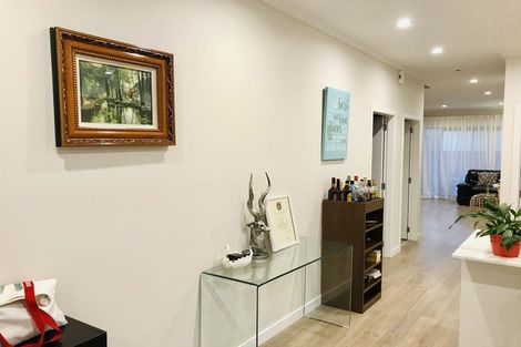 Photo of property in 10 Sacred Kingfisher Road, Hobsonville, Auckland, 0616