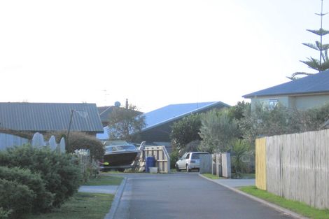 Photo of property in 31 Katerini Grove, Papamoa Beach, Papamoa, 3118