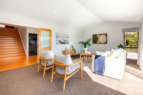Photo of property in 22 Sailmaker Close, Whitby, Porirua, 5024