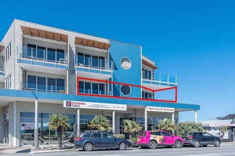 Photo of property in 4-u16 Seaview Road, Paraparaumu Beach, Paraparaumu, 5032