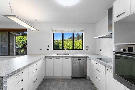 Photo of property in 9a Juno Place, Wanaka, 9305