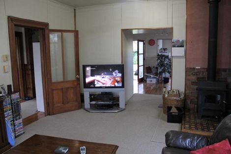 Photo of property in 37 Queen Street, Westport, 7825