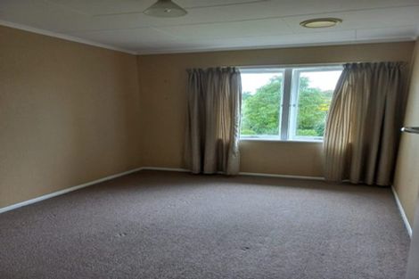 Photo of property in 28 Domain Road, Waipawa, 4210