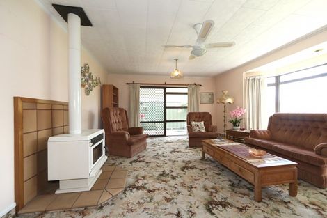 Photo of property in 243b Warwick Road, Mayfair, Hastings, 4122