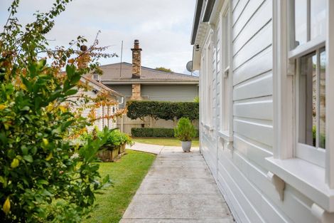 Photo of property in 33 Naylor Street, Hamilton East, Hamilton, 3216