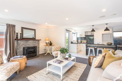 Photo of property in 2 Sarabande Avenue, Redwood, Christchurch, 8051