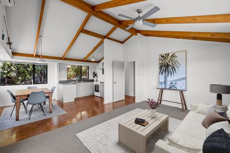Photo of property in 2 Heather Street, Mangawhai Heads, Mangawhai, 0505