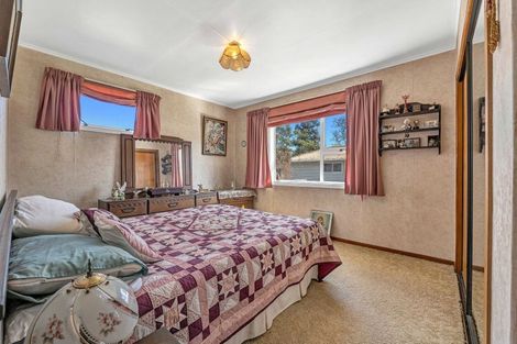 Photo of property in 18 Belair Avenue, Blagdon, New Plymouth, 4310