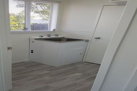Photo of property in 48 Sharland Avenue, Manurewa, Auckland, 2102