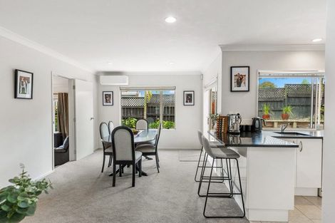 Photo of property in 4 Hendrika Court, Hobsonville, Auckland, 0618