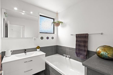 Photo of property in 45 Karnak Crescent, Russley, Christchurch, 8042
