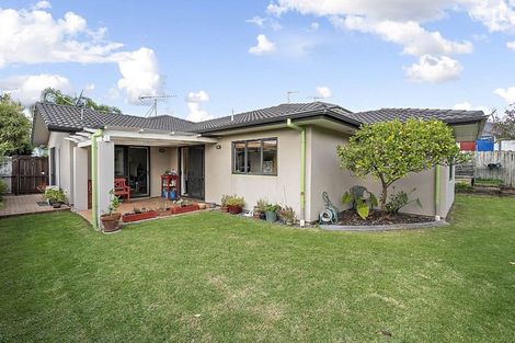 Photo of property in 22 Jelas Road, Red Beach, 0932