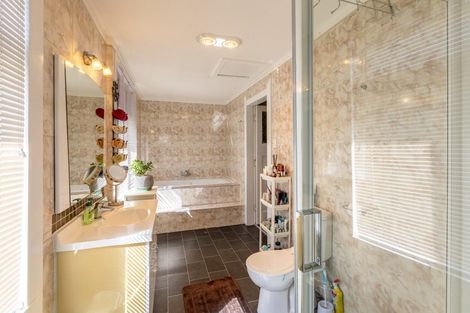 Photo of property in 23 Francis Drake Street, Waipukurau, 4200