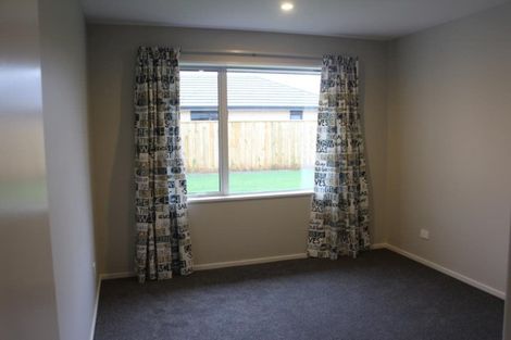 Photo of property in 6 Highworth Crescent, Rolleston, 7615