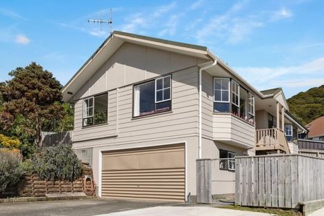 Photo of property in 16 Longitude Place, Whitby, Porirua, 5024