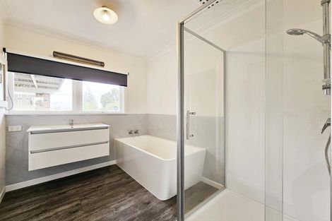 Photo of property in 6 Boundary Road, Clover Park, Auckland, 2019